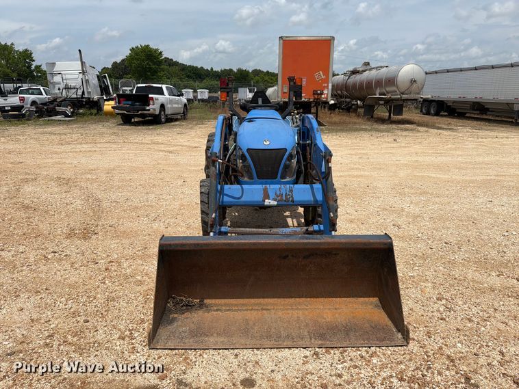image for item ER3003 2006 New Holland TC34DA MFWD tractor