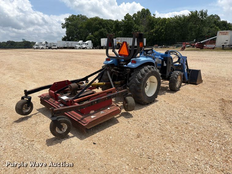 image for item ER3003 2006 New Holland TC34DA MFWD tractor