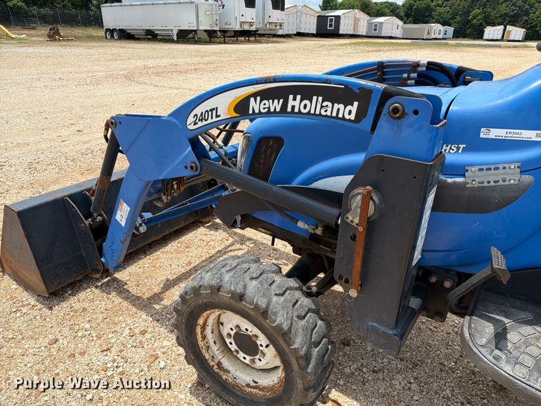 image for item ER3003 2006 New Holland TC34DA MFWD tractor