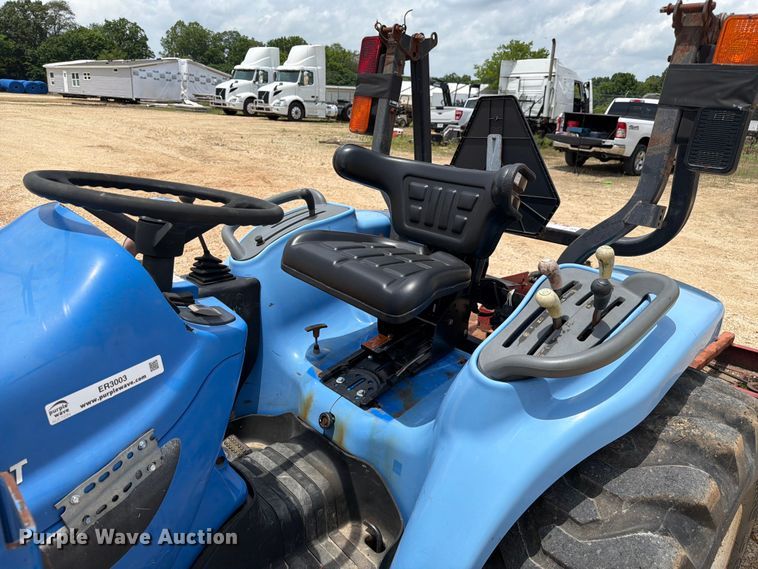 image for item ER3003 2006 New Holland TC34DA MFWD tractor