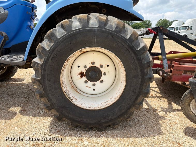 image for item ER3003 2006 New Holland TC34DA MFWD tractor