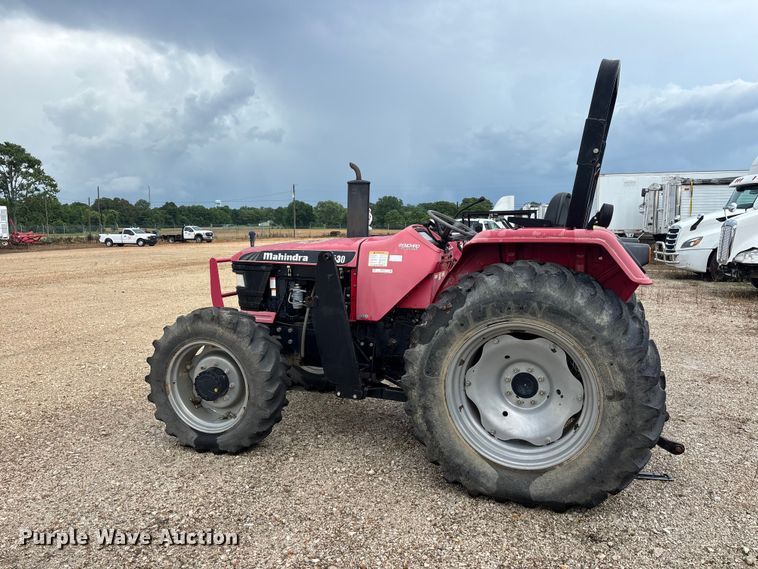 image for item ER3012 2011 Mahindra 6530 MFWD tractor