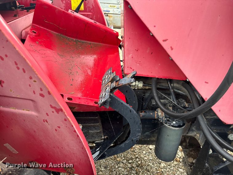 image for item ER3012 2011 Mahindra 6530 MFWD tractor