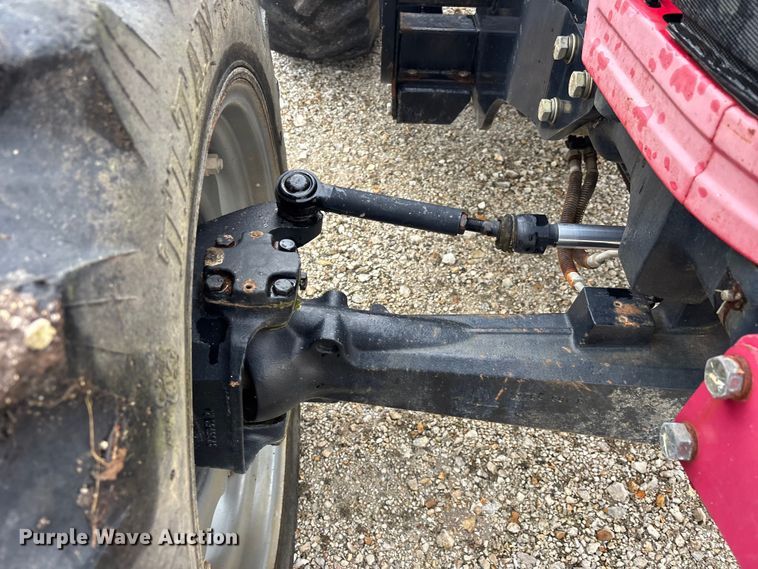 image for item ER3012 2011 Mahindra 6530 MFWD tractor