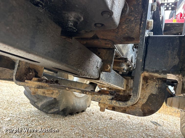 image for item ER3012 2011 Mahindra 6530 MFWD tractor