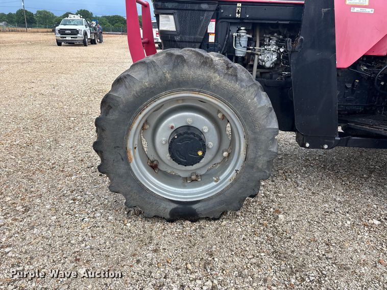 image for item ER3012 2011 Mahindra 6530 MFWD tractor