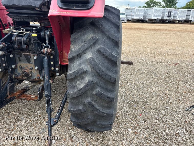 image for item ER3012 2011 Mahindra 6530 MFWD tractor