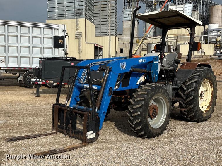 image for item ER3027 2004 New Holland TL90A MFWD tractor