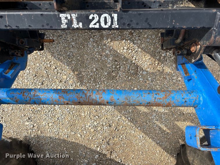 image for item ER3027 2004 New Holland TL90A MFWD tractor
