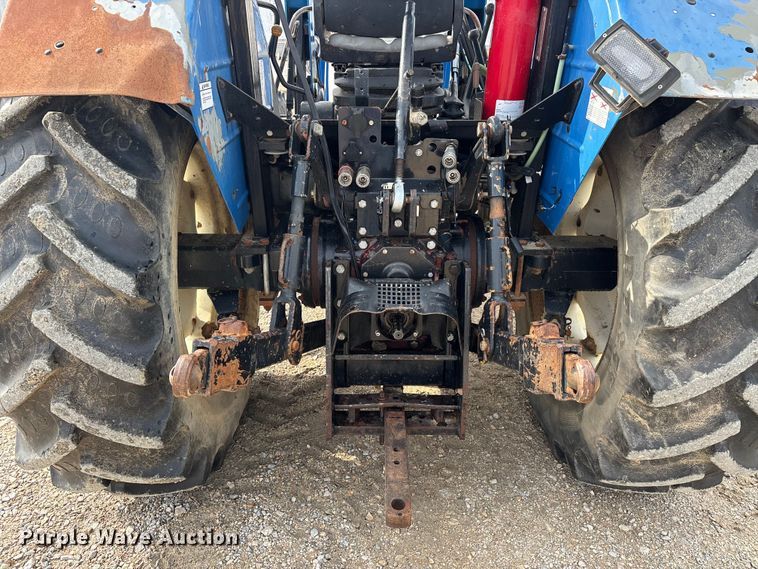 image for item ER3027 2004 New Holland TL90A MFWD tractor
