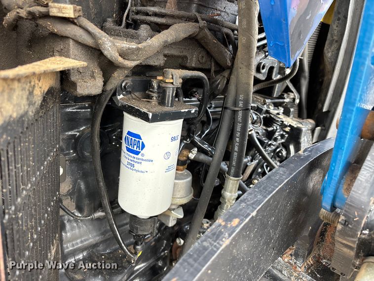 image for item ER3027 2004 New Holland TL90A MFWD tractor