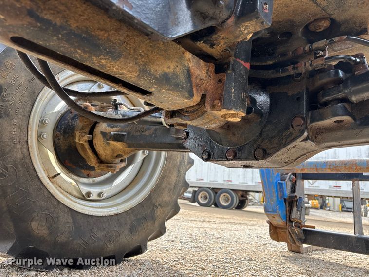 image for item ER3027 2004 New Holland TL90A MFWD tractor