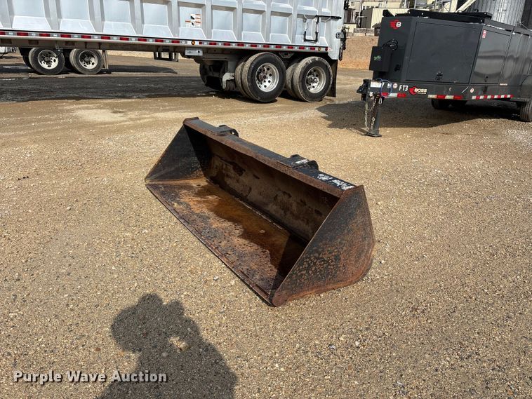 image for item ER3027 2004 New Holland TL90A MFWD tractor