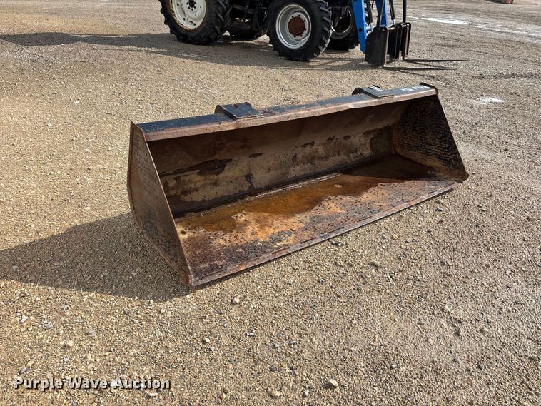 image for item ER3027 2004 New Holland TL90A MFWD tractor