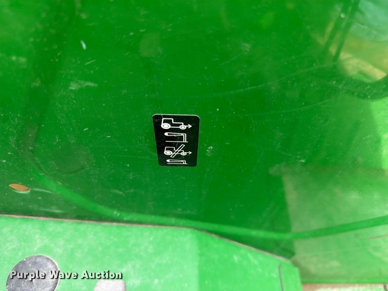 image for item ER3031 2017 John Deere 5065E MFWD tractor