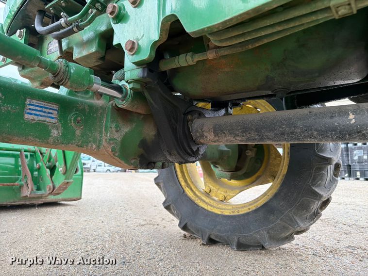 image for item ER3031 2017 John Deere 5065E MFWD tractor
