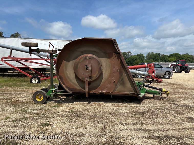 image for item ER3032 2014 John Deere batwing rotary mower