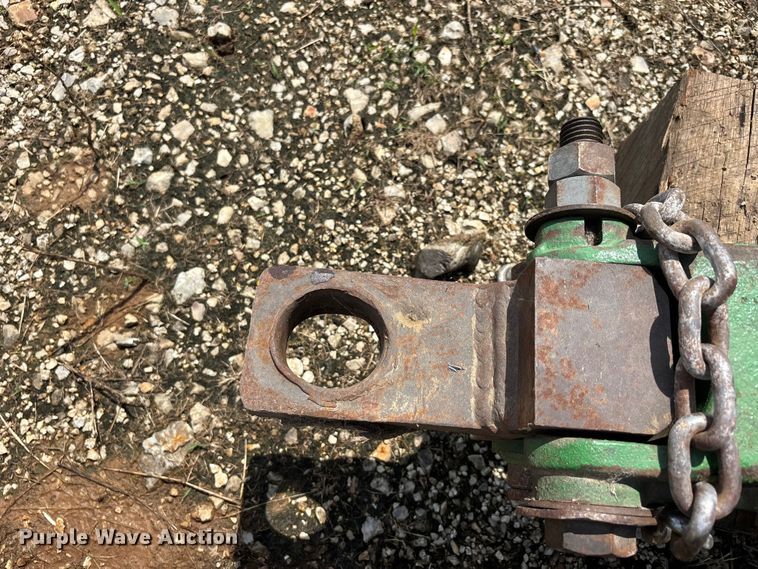 image for item ER3032 2014 John Deere batwing rotary mower