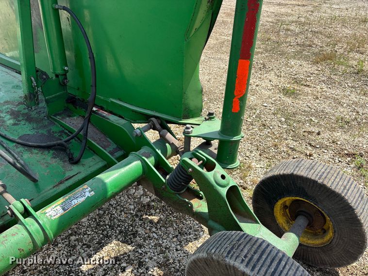 image for item ER3032 2014 John Deere batwing rotary mower