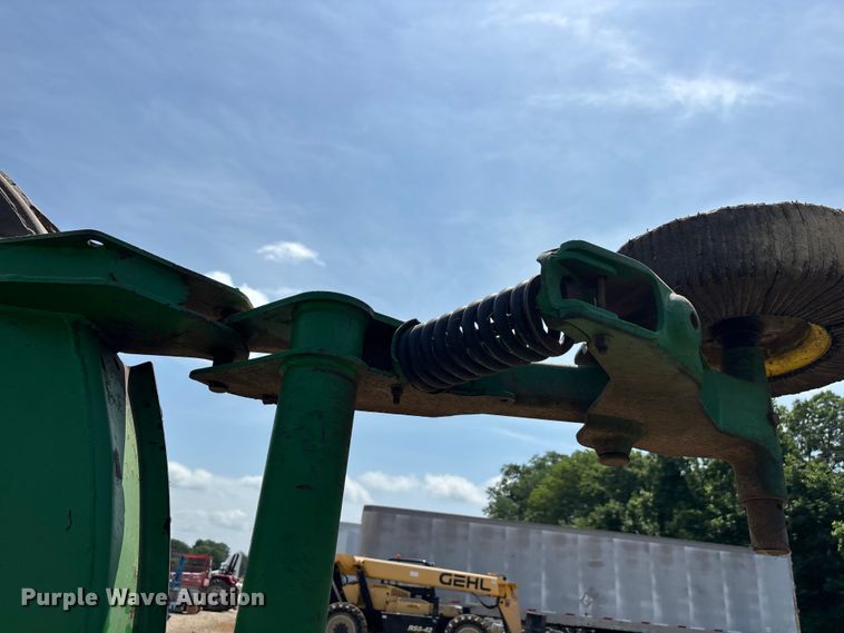 image for item ER3032 2014 John Deere batwing rotary mower
