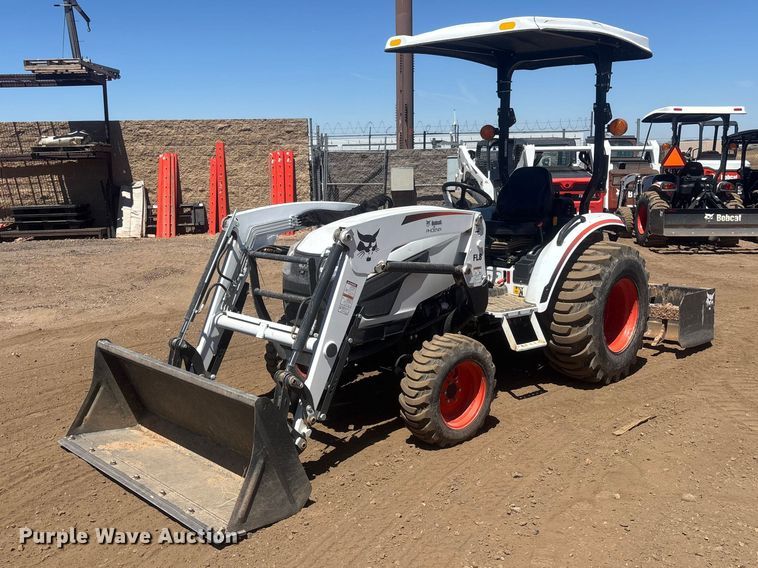 image for item ER7643 2023 Bobcat CT2040 MFWD tractor