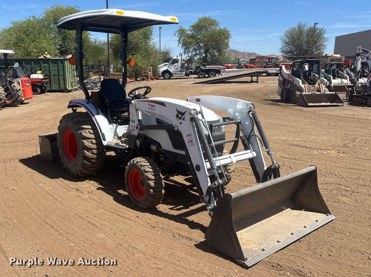 image for item ER7643 2023 Bobcat CT2040 MFWD tractor