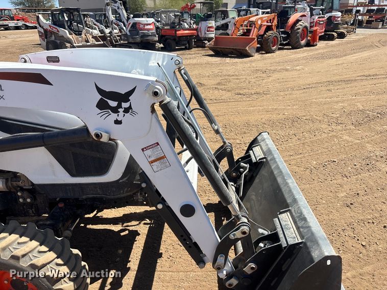 image for item ER7643 2023 Bobcat CT2040 MFWD tractor