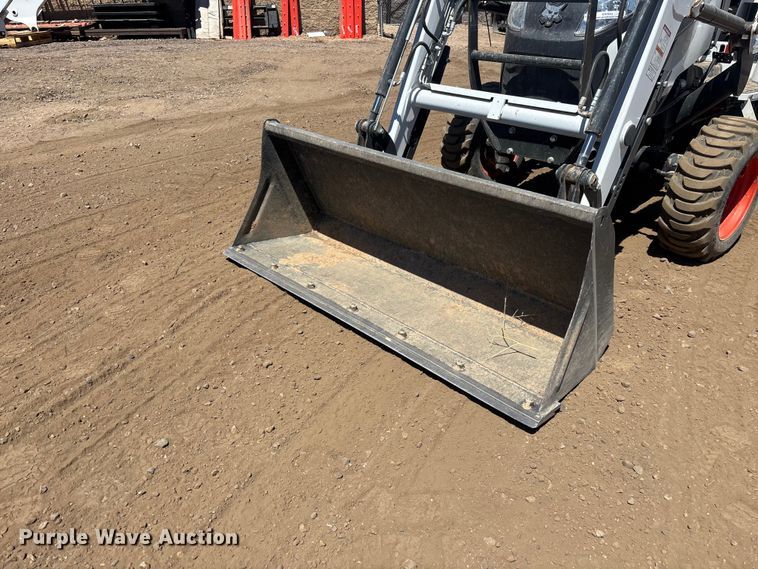 image for item ER7643 2023 Bobcat CT2040 MFWD tractor