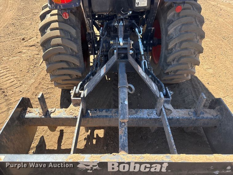 image for item ER7643 2023 Bobcat CT2040 MFWD tractor