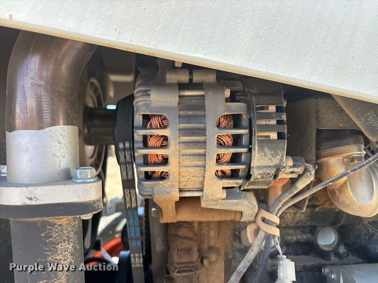 image for item ER7643 2023 Bobcat CT2040 MFWD tractor