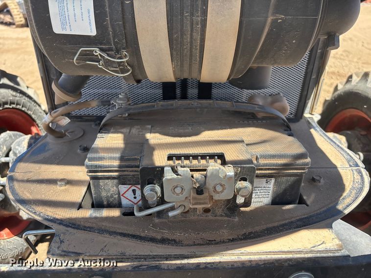 image for item ER7643 2023 Bobcat CT2040 MFWD tractor