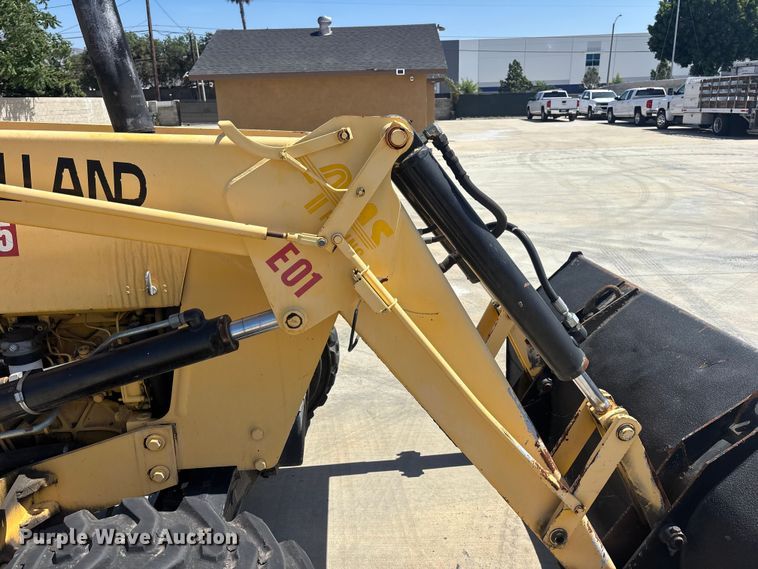 image for item ER7651 1999 New Holland 545D industrial tractor