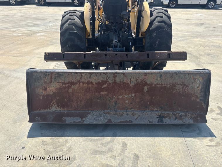 image for item ER7651 1999 New Holland 545D industrial tractor