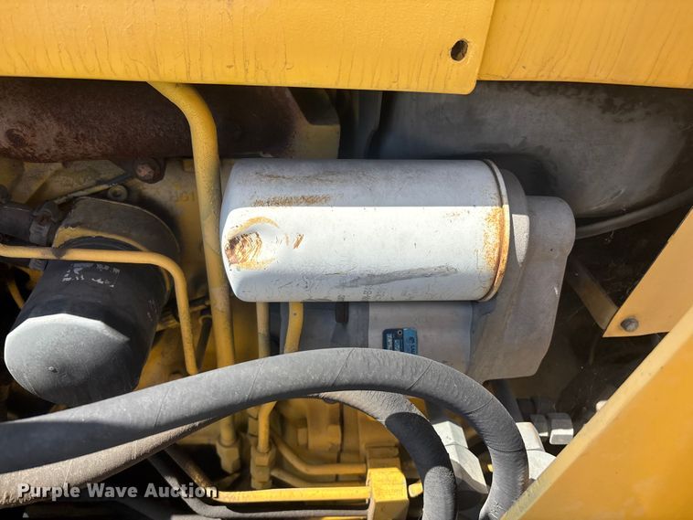 image for item ER7651 1999 New Holland 545D industrial tractor