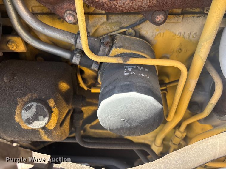 image for item ER7651 1999 New Holland 545D industrial tractor