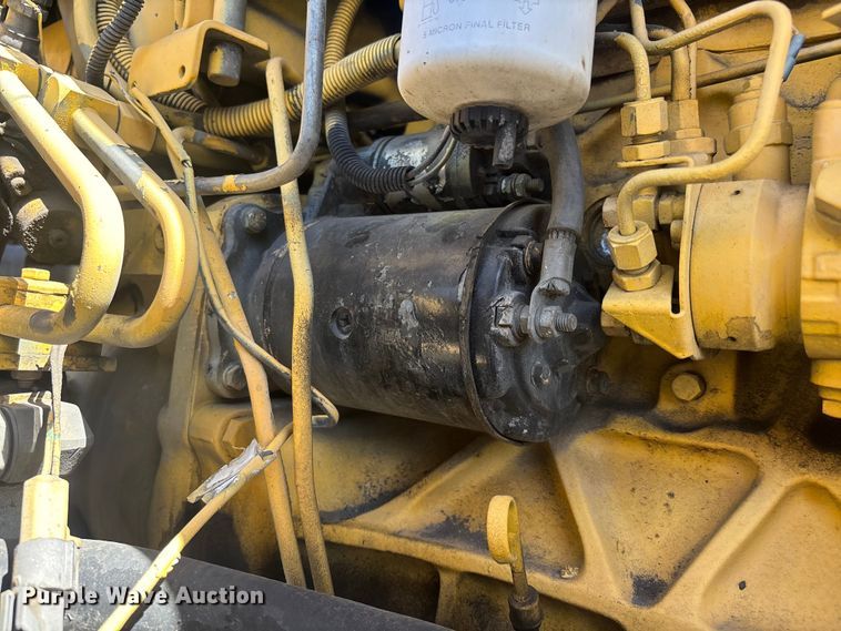 image for item ER7651 1999 New Holland 545D industrial tractor