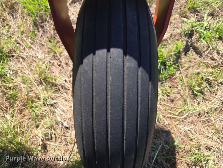 image for item ET5095 Hesston 6550 swather / windrower