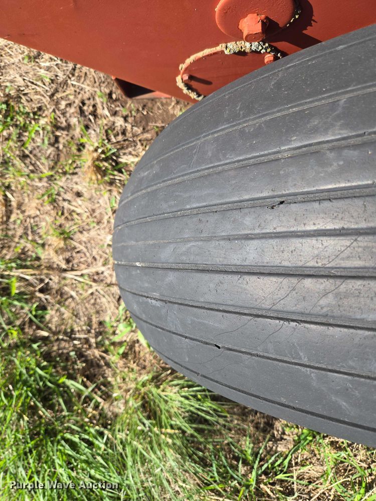 image for item ET5095 Hesston 6550 swather / windrower