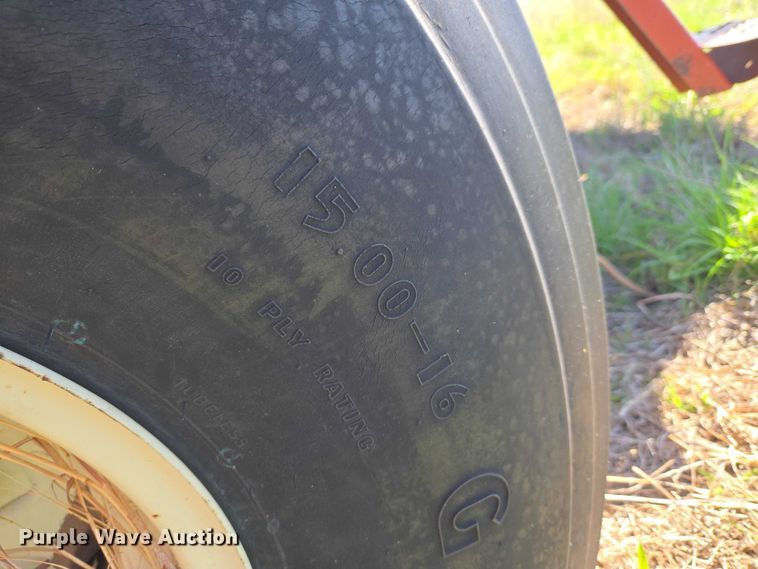image for item ET5095 Hesston 6550 swather / windrower