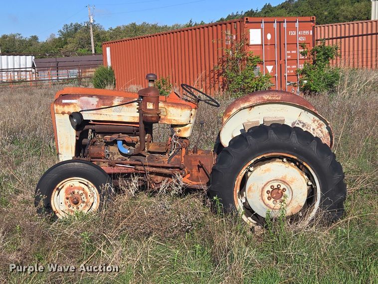 image for item ET5149 Ford 851 tractor