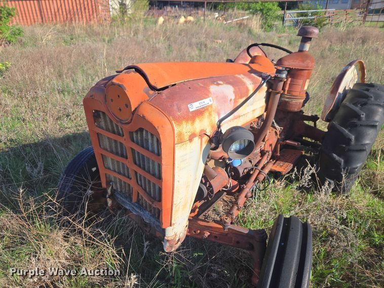 image for item ET5149 Ford 851 tractor