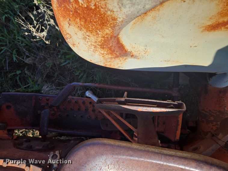 image for item ET5149 Ford 851 tractor