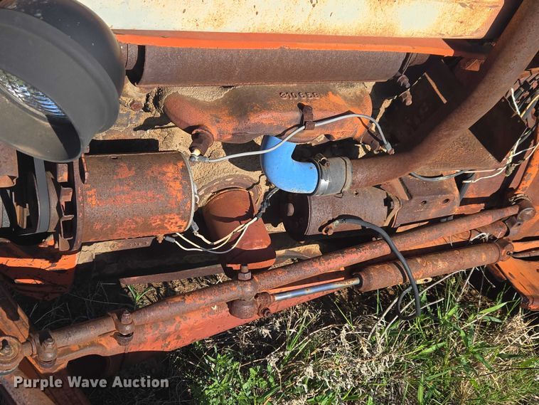 image for item ET5149 Ford 851 tractor