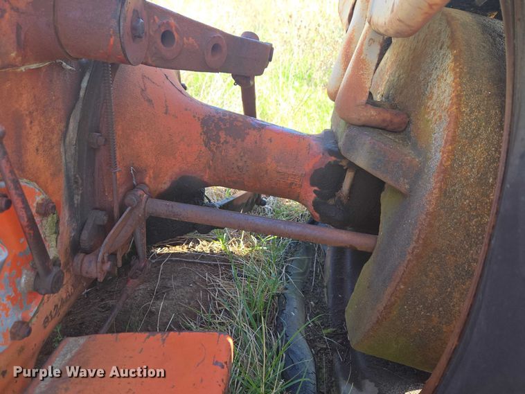image for item ET5149 Ford 851 tractor