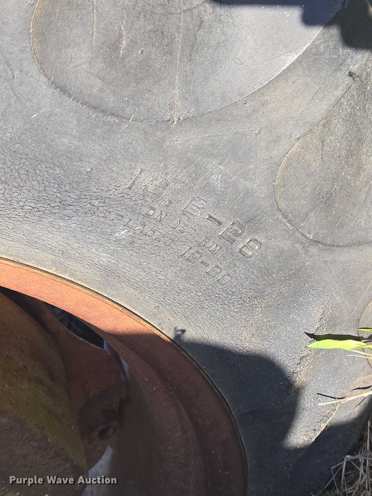 image for item ET5149 Ford 851 tractor