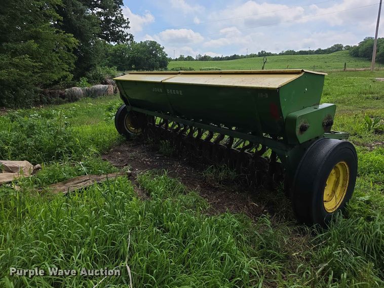 image for item EV2171 John Deere FBB grain drill