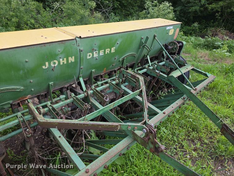image for item EV2171 John Deere FBB grain drill