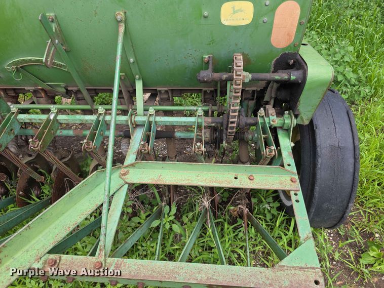 image for item EV2171 John Deere FBB grain drill