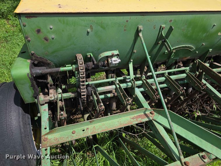 image for item EV2171 John Deere FBB grain drill