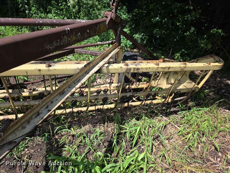 image for item EV2172 New Holland 256 hay rake